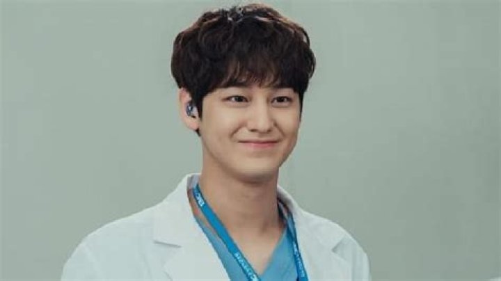Bintangi Drama Korea Ghost Doctor, Kim Bum Temukan Sisi Baru dalam Dirinya