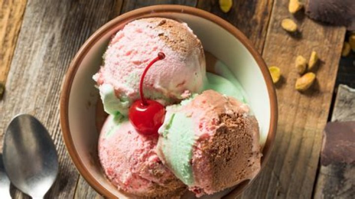 Here’s What’s in Every Layer of Spumoni