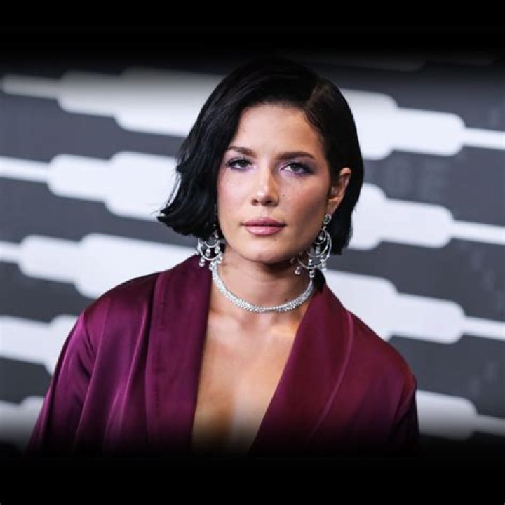 Mary Krakauer Net Worth (2024) | wallmine
